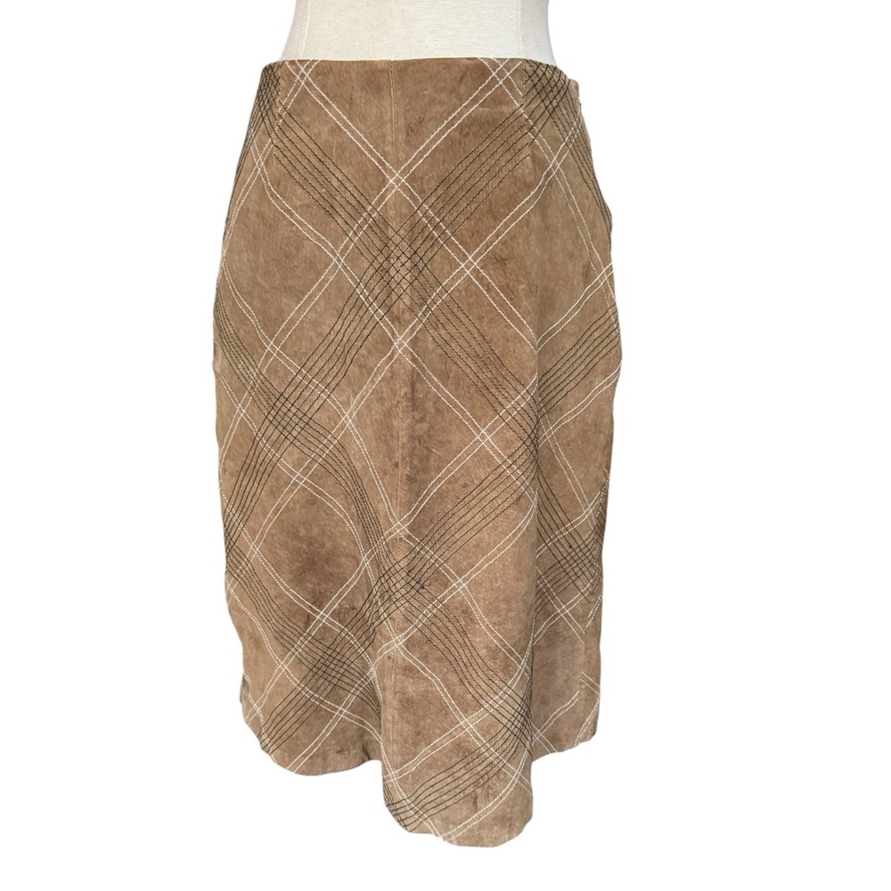 1990s Brandon Thomas Buttery Soft Suede Leather Skirt w/Plaid-Like Pattern & Con